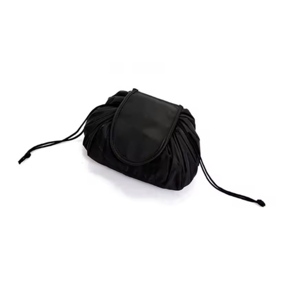 Drawstring Convertible Makeup Bag: Flat to Bag - Picture 4 of 4